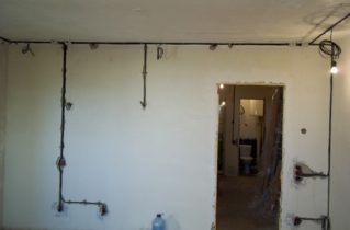 Якісна розводка електропроводки в приватному будинку