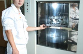 Призначення кухонного ліфта в приватному будинку