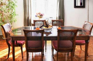 Як вибрати стільці для їдальні?