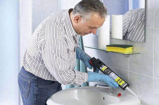 Як вибрати герметик для ванної?